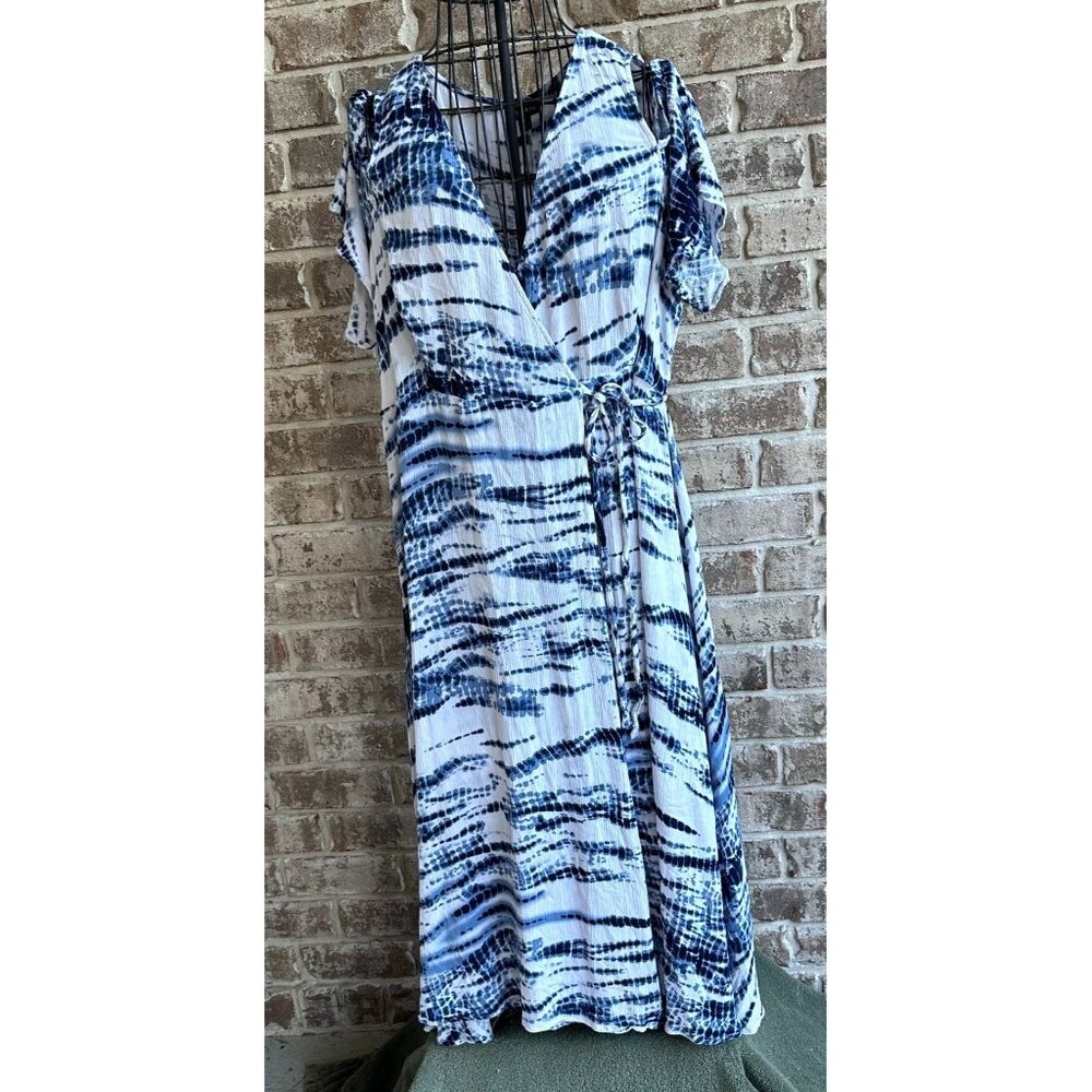 Torrid Blue Tie Dye Gauze Cold Shoulder Wrap Midi Dress 1X  Swimsuit Cov…
